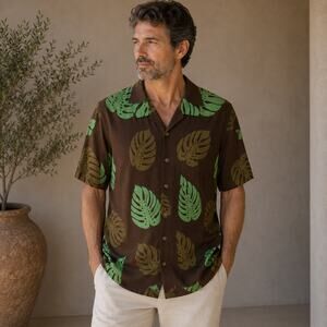 Caribelle  Batik Brown Leaf Print Short Sleeve NWT Hawaiian  Button Down xl
